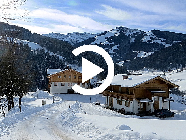 Video - Unser Bauernhof vom Sonnberg aus gesehen im Winter - mit Blick auf den Aberg